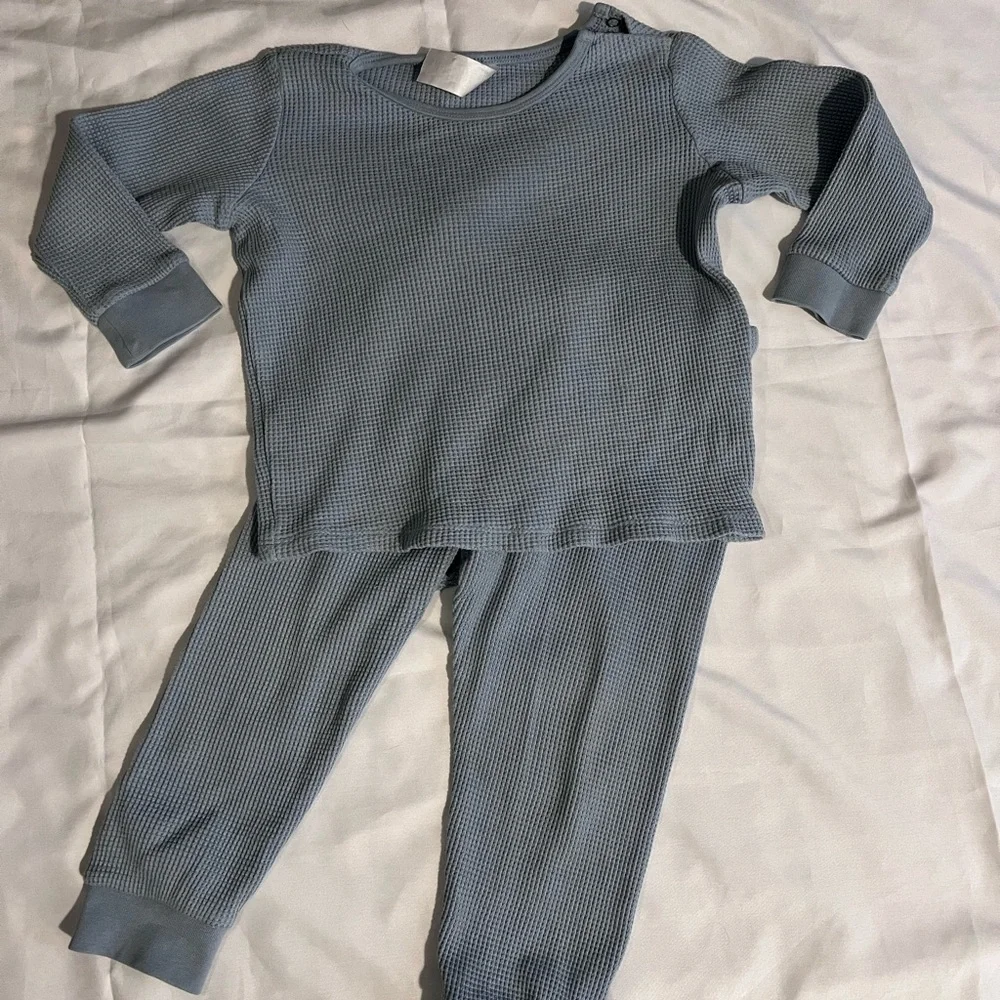 H&M Light Blue Waffled Cotton Set in Size 2T